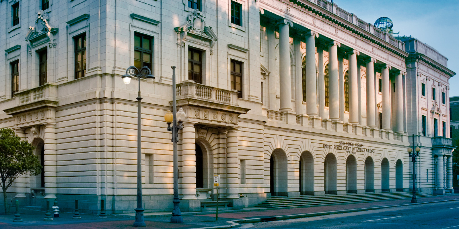 fifth circuit court of appeals location